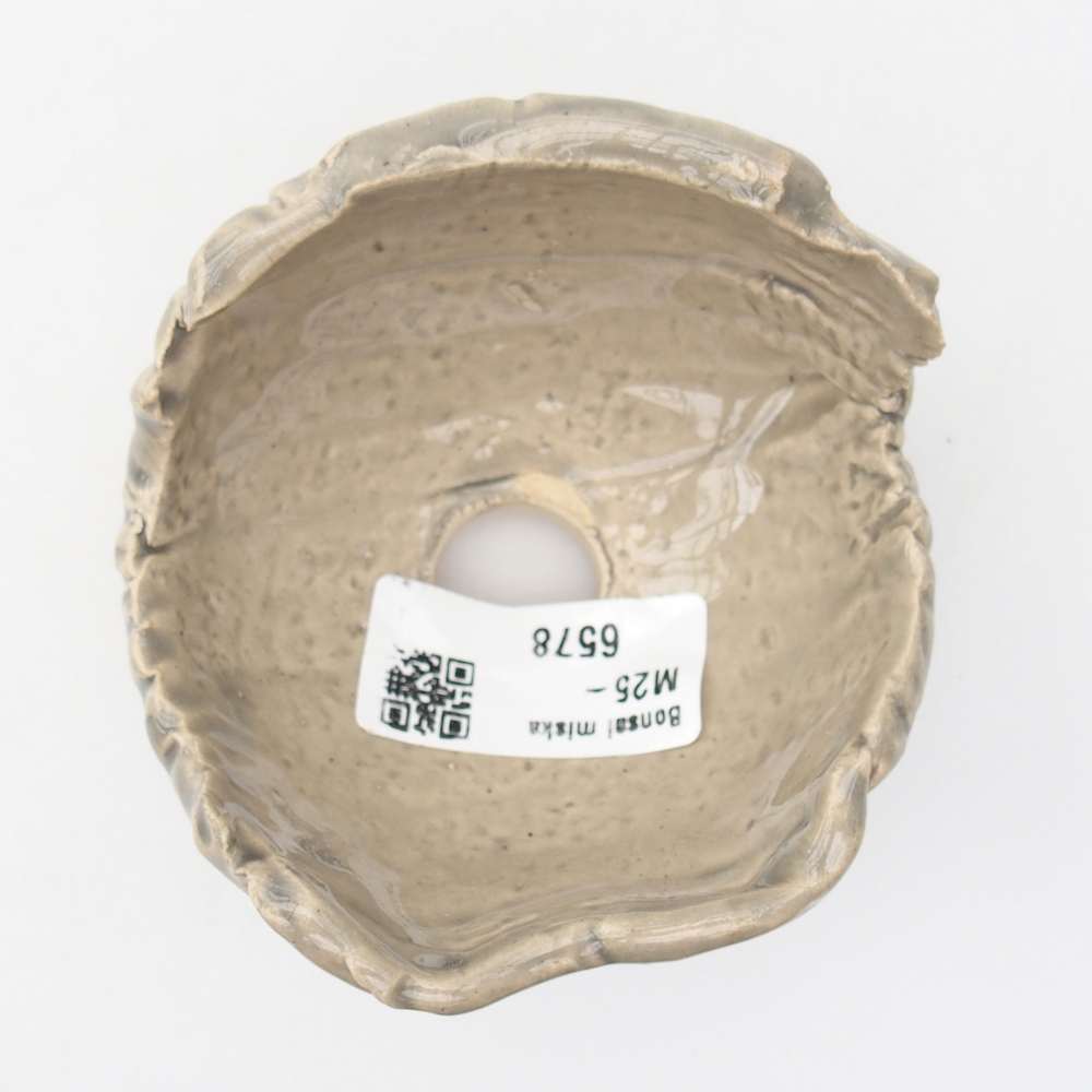 Ceramiczna muszla 8,5 x 8,5 x 6 cm, kolor beżowy