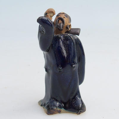 Ceramiczna figurka - mędrzec z filiżanką - 2